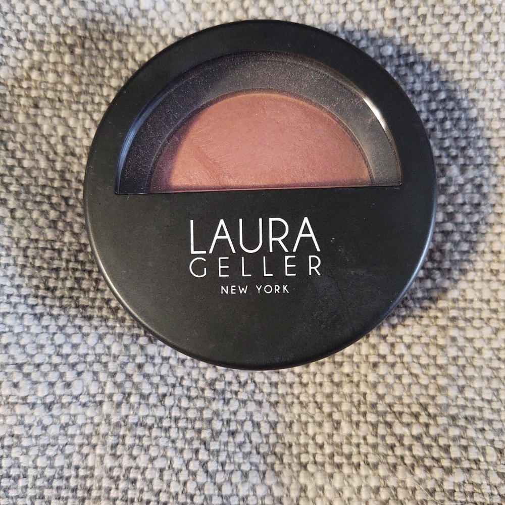 Laura Geller baked blush n bright Cherry Truffle